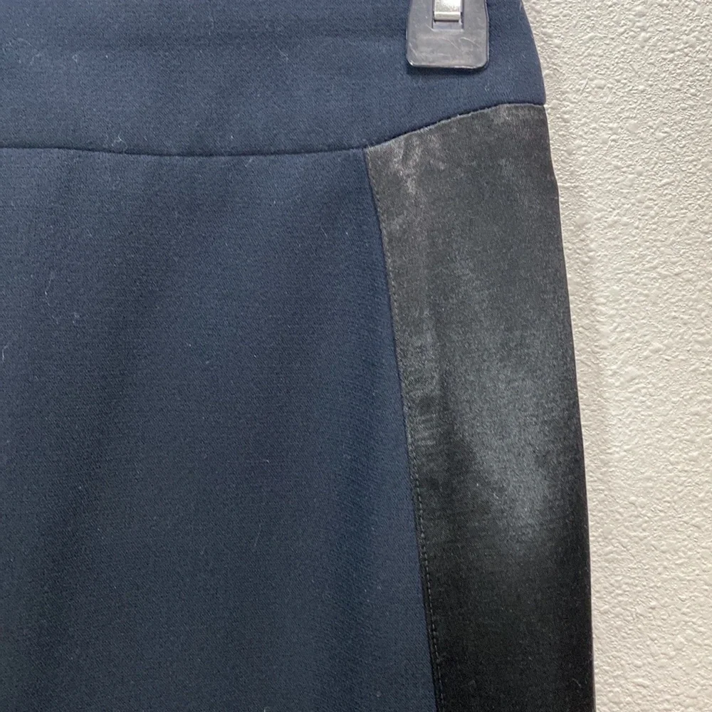 Gap‎ navy pencil skirt lined